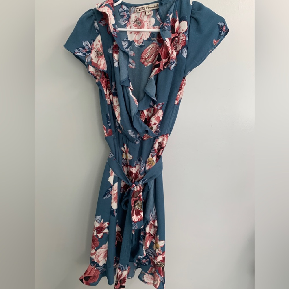 Short sleeve ruffle dress floral